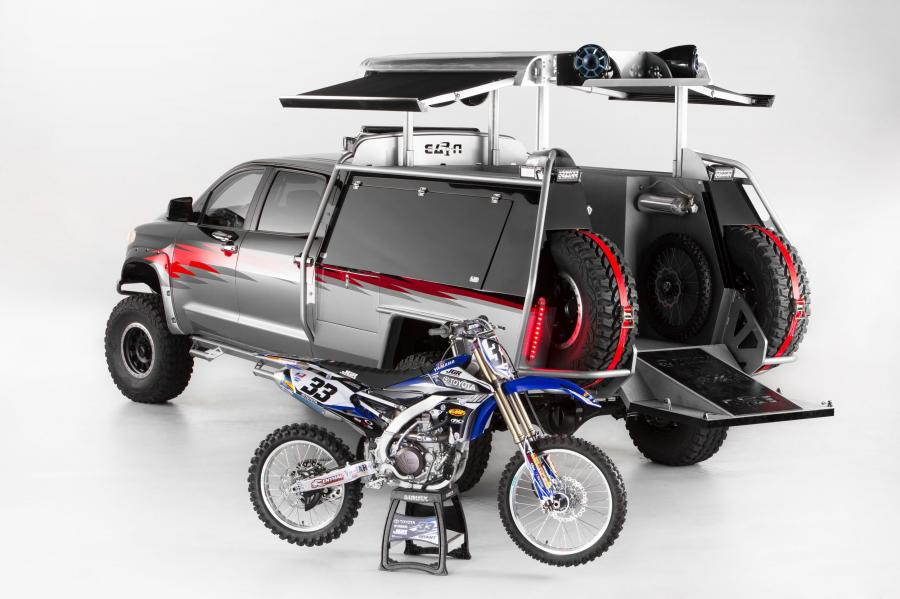  Toyota Let&rsquo;s Go Moto Tundra SEMA Edition 2013 года  (фото 2 из 5)